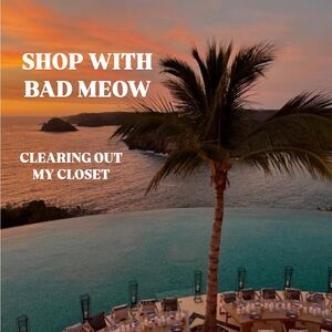 Like this to know when I go LIVE✨